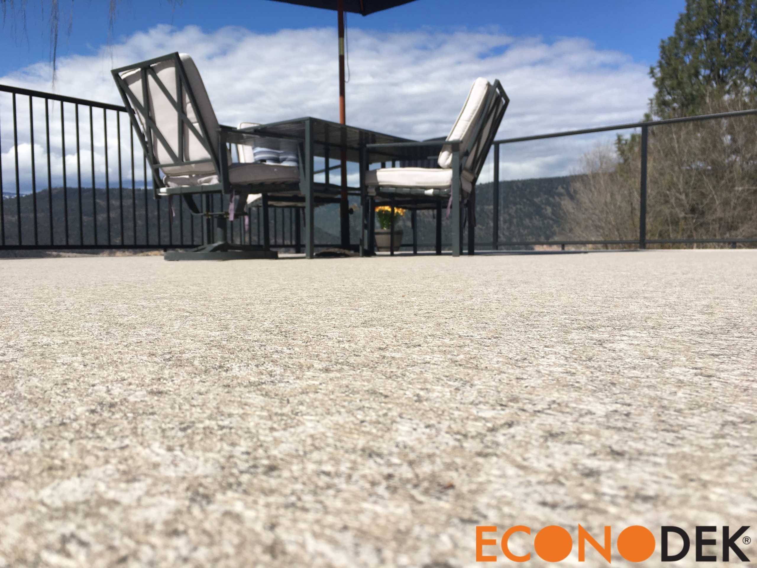 DIY Outdoor Flooring | Econodek™
